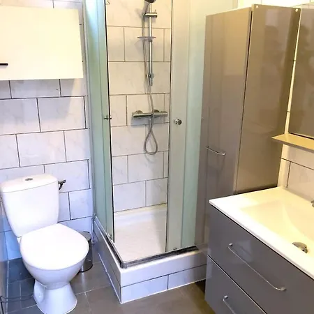 Roubaisienne 5 Ch Dont 1 Ch Et Sdb Au Rdc Ferienhaus