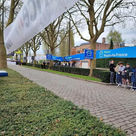Ferienhaus Roubaisienne 5 Ch Dont 1 Ch Et Sdb Au Rdc Roubaix